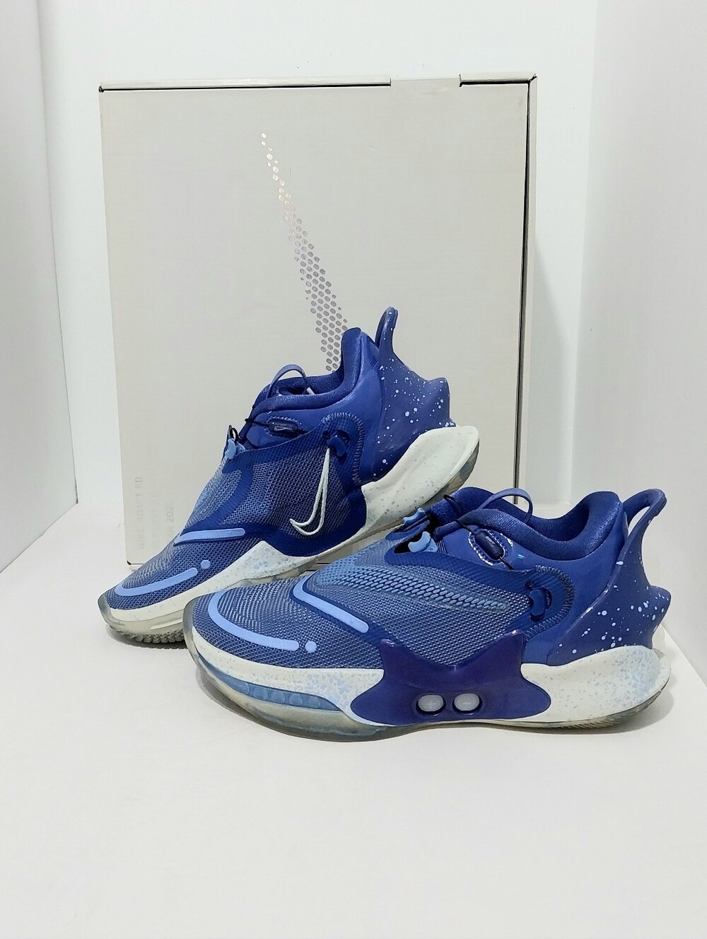 Nike Adapt BB 2.0 Sneakers, Size 8.5| EUR‎ 40